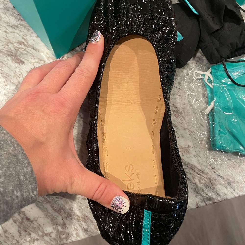 Brand NEW IN BOX Tieks Sz 9